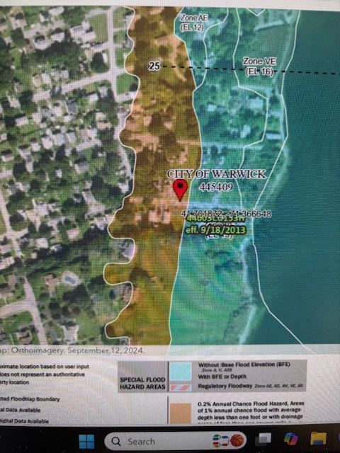 Lot #199 and 198 partial is to the right of the indicator and in the green zone